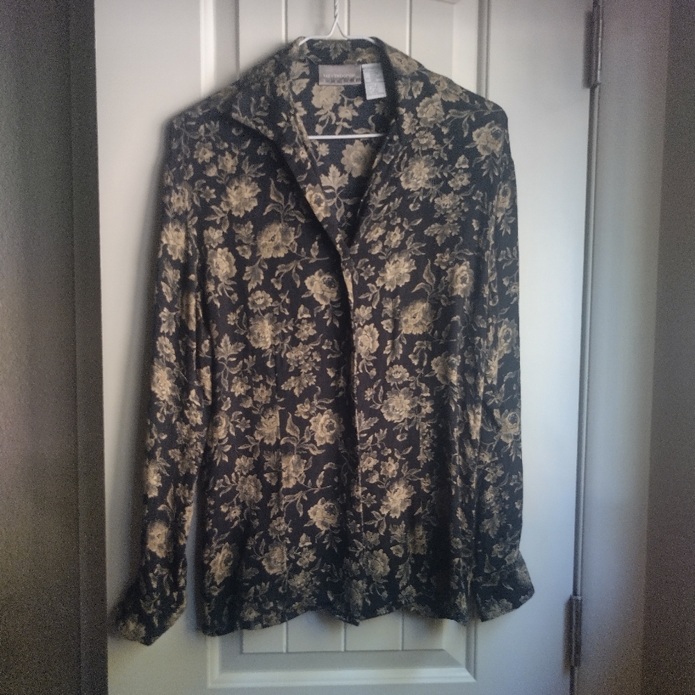 Vintage floral button down long sleeve blouse